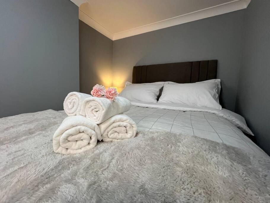 Modern With Stylish Terrace - Your London Oasis! Zewnętrze zdjęcie